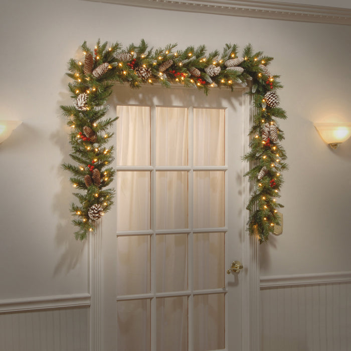 Frosted Berry 9ft x 10" Garland 50 LED Warm White Lights