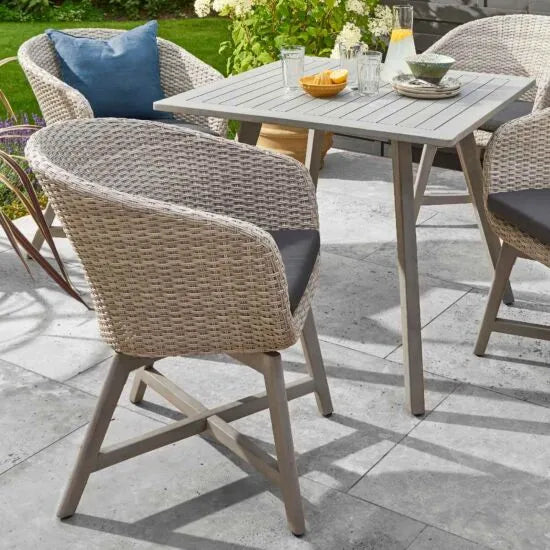 Norfolk Leisure Chedworth 4 Seater Dining Set