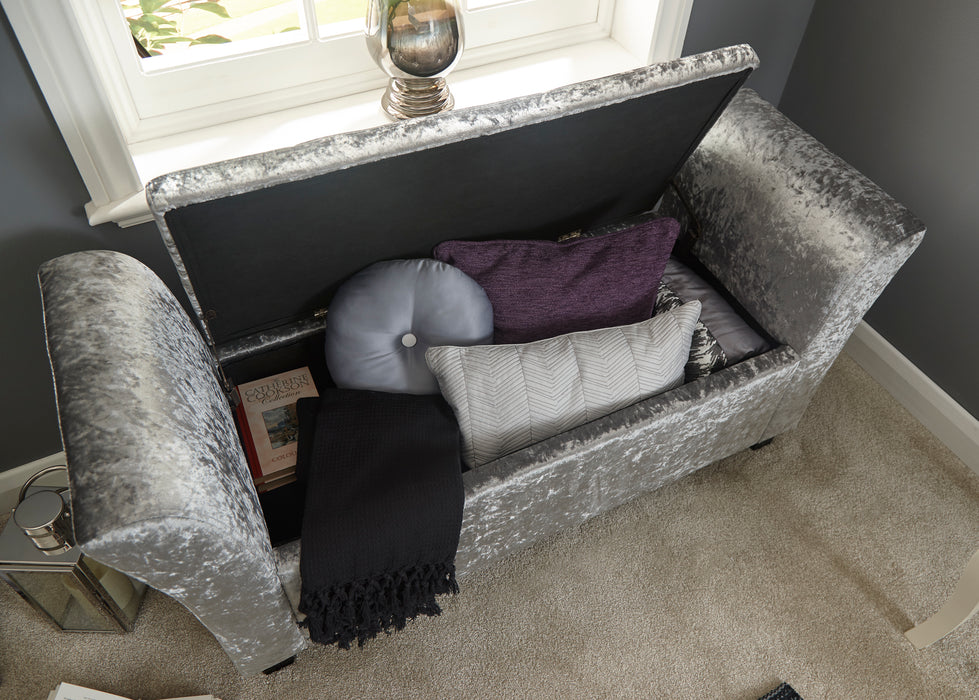 Verona Crushed Velvet Window Seat - Available In 2 Colours